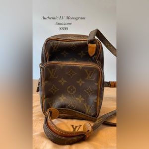 Authentic vintage Louis Vuitton amazone mini. In amazing condition